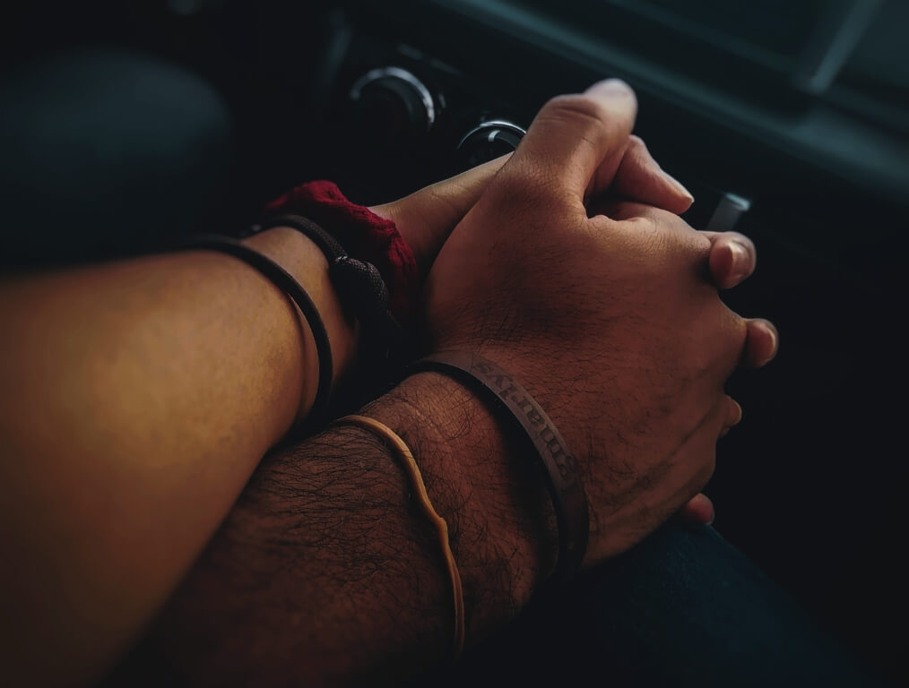 10 Best Apps Like Grindr for Straight Dating in 2026