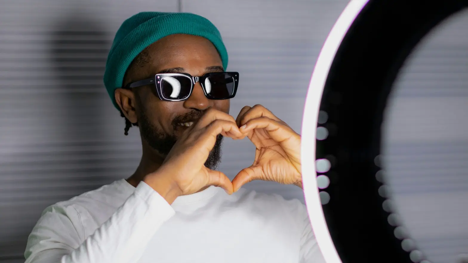 Live Streaming Equipment Setup: Must-Have Tools 2026