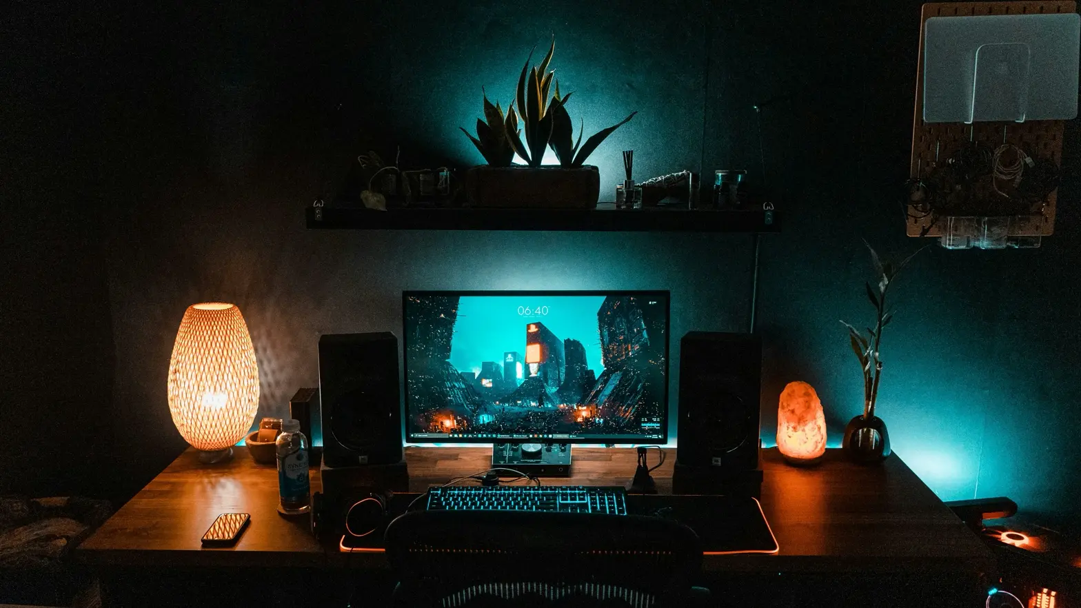 Live Streaming Equipment Setup: Must-Have Tools 2026