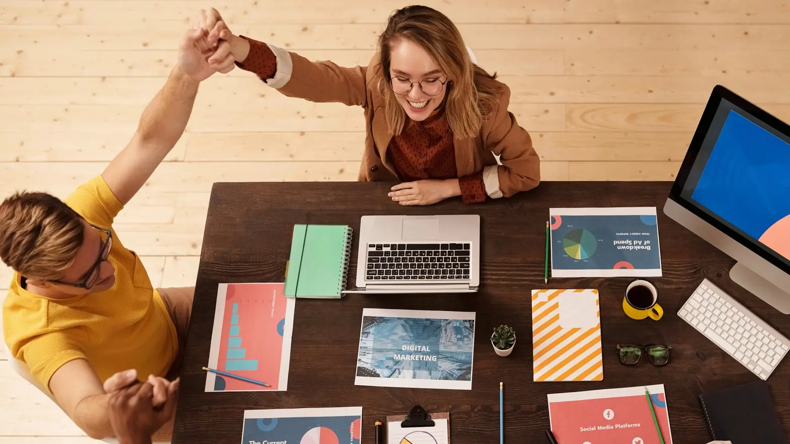 OnlyFans Assistant: Roles, Chat Strategies & AI Tools 2026